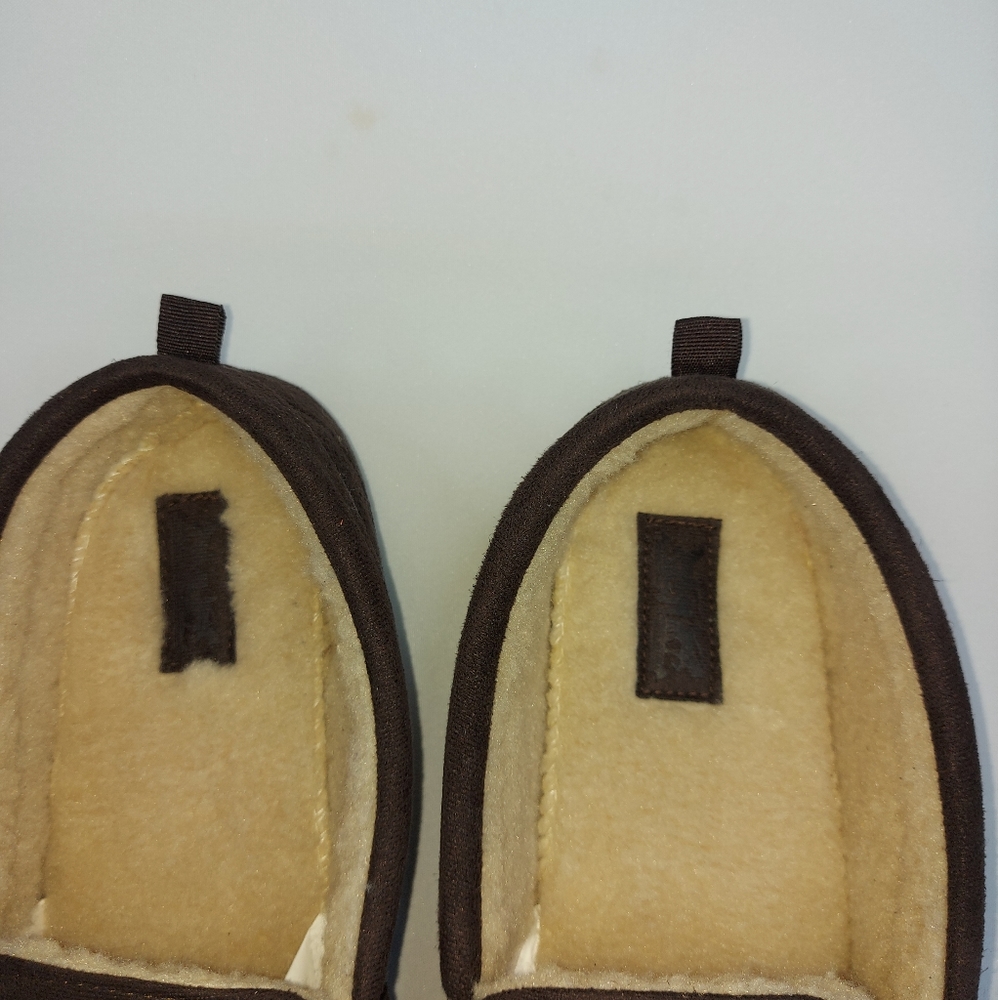 Levi's  size 13 color brown slippers - Picture 9 of 14
